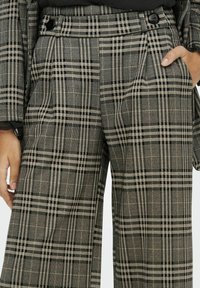 JDY JDYGEGGO MIA LONG CHECK PANT - Pantaloni - cobblestone
