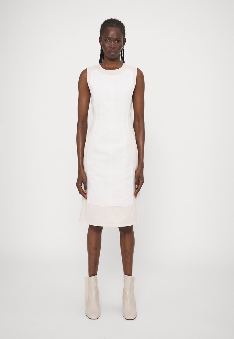 Sportmax YANG - Denimové šaty - white