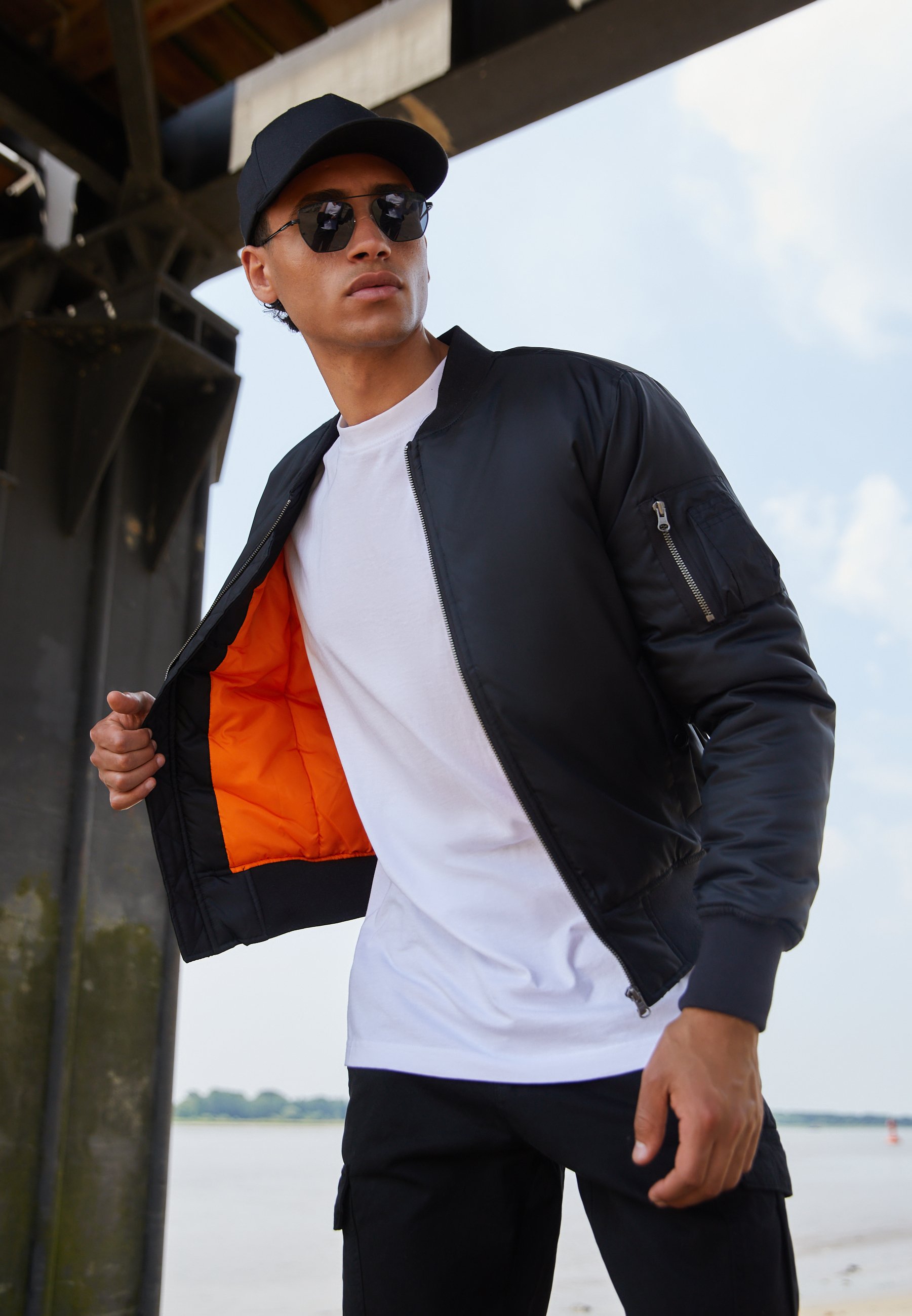 Men's Black Plain Lightweight Classic Bomber Jacket – Threadbare