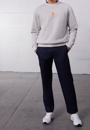 Chino - dark blue