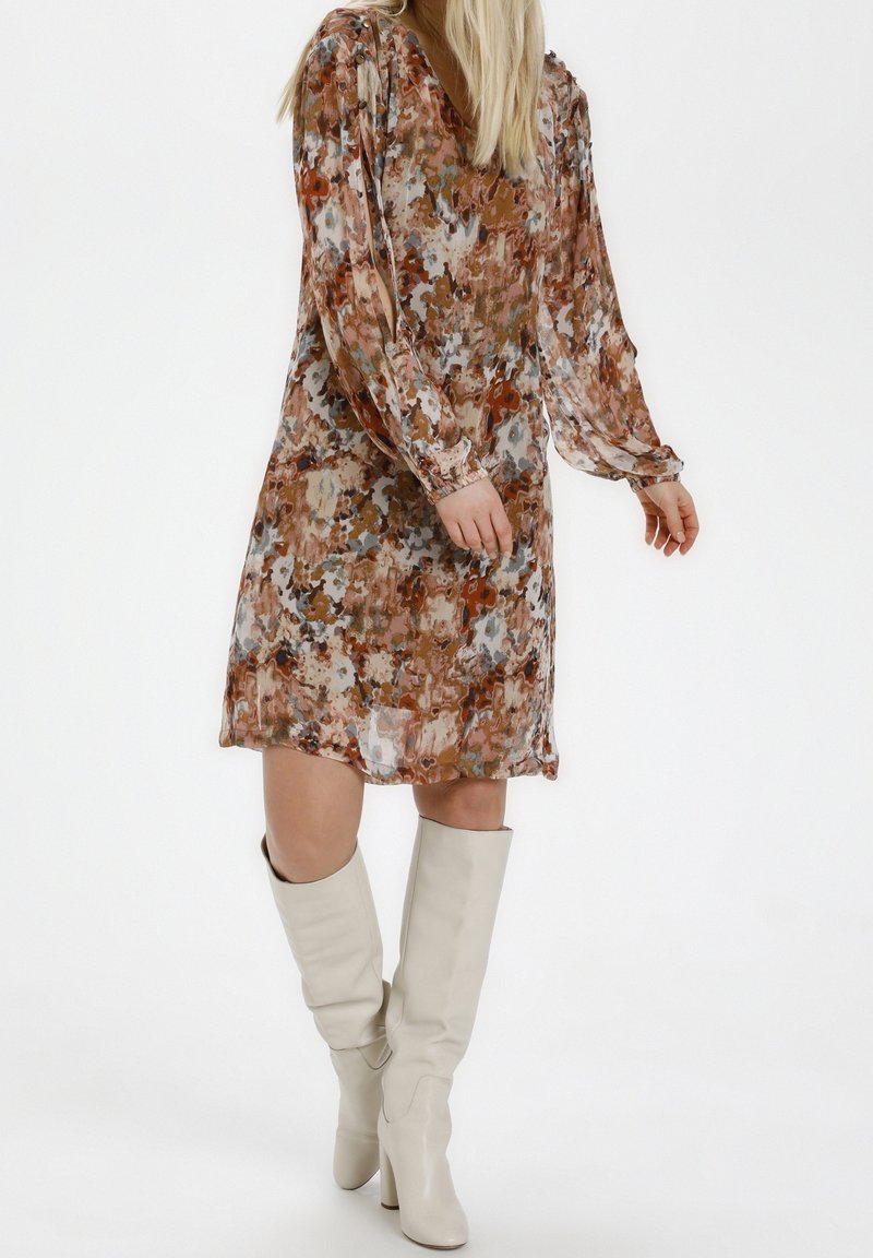 Cream Sukienka letnia