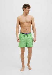 Jack & Jones JPSTMAUI - Uimashortsit - summer green
