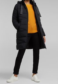 Esprit Abrigo de invierno - black