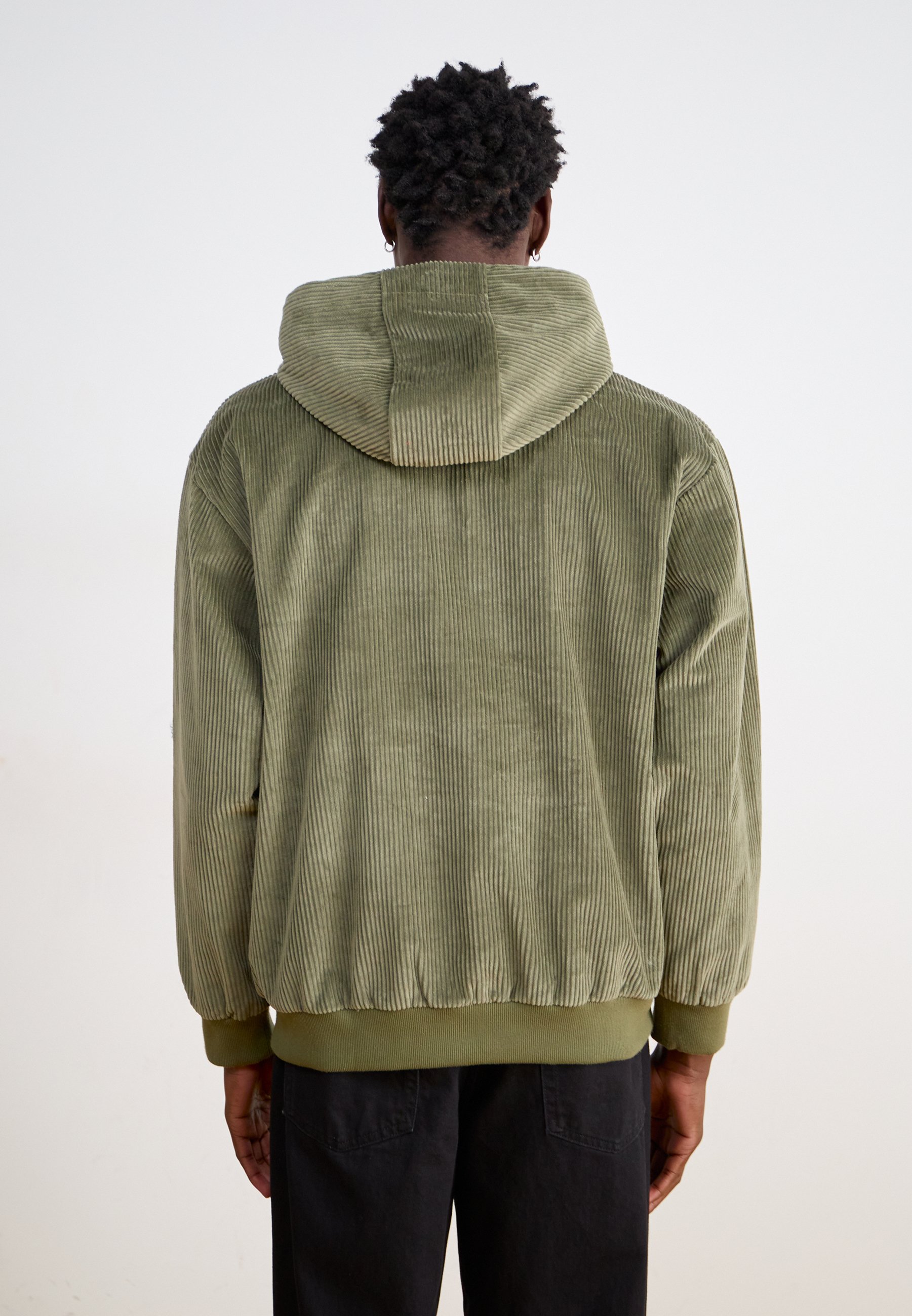 【OLIVE】Cracked sweatshirt adidas 3 Stripes Fleece Sweatshirt | Oxendales