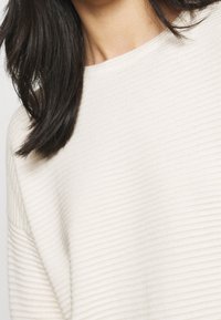 ONLY Petite Stickad tröja - grey