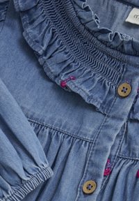 Minymo DRESHORT LONG SLEEVES WITH EMB - Jeanskleid - ombre blue