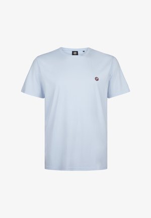 Tricou cu mânecă scurtă, de culoare albastru deschis, din bumbac. Are un guler rotund și un mic logo rotund pe zona din stânga pieptului.