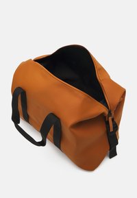 Rains HILO BAG UNISEX - Ranac - rust