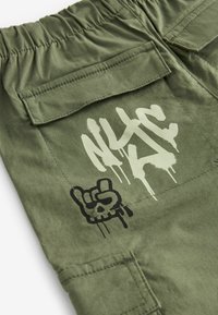 Thumbnail Image 3