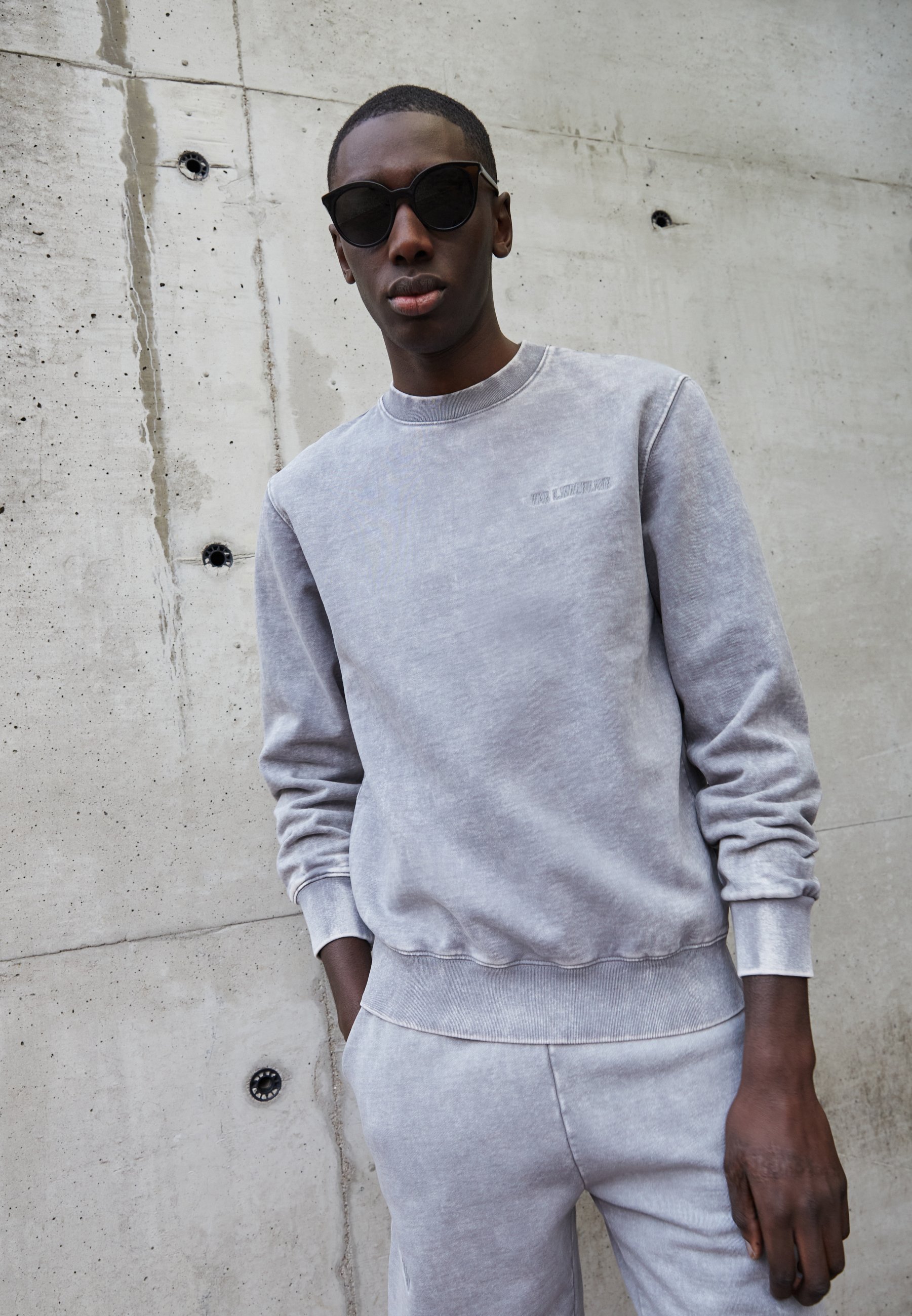 CASUAL CREW - Sweatshirt - grey acid 