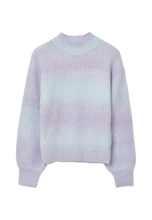 Lila gerippter Pullover mit einem Verlaufseffekt, der in ein blasses Blau übergeht. Verfügt über einen runden Hals und fallende Schultern.