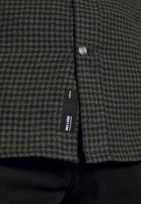 Only & Sons ONSLARS LIFE HOUND TOOTH - Camisa - peat