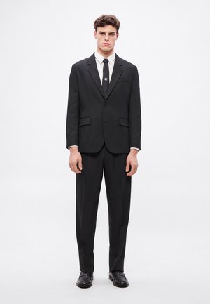 KARLO FLIPS - Kostiumas - black
