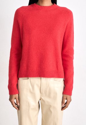Stickad tröja - red