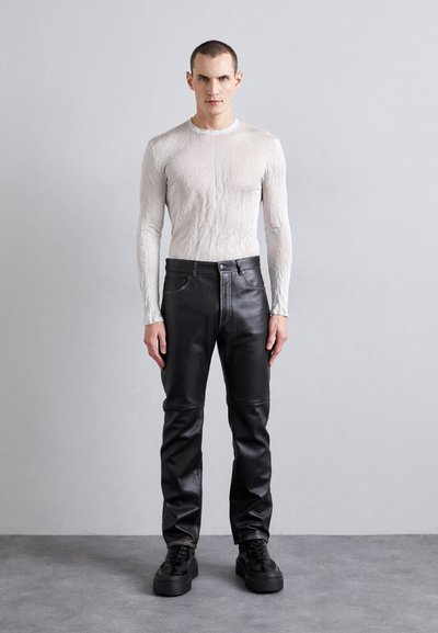 032c UMA TROUSERS - Lederhose - black