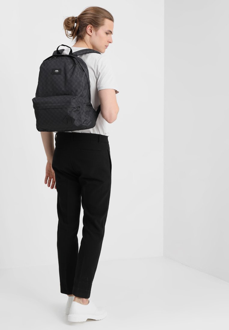 Vans OLD SKOOL BACKPACK Ryggsekk blacksvart Zalando.no Lyle & Scott FLANNEL Skjorte true blacksvart Zalando.no