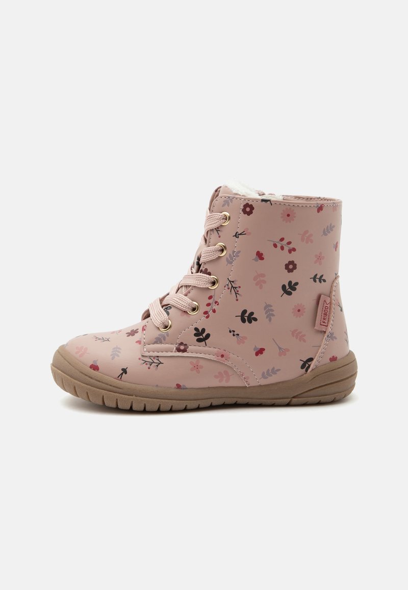 Botte rose pour tout-petit avec motif floral, semelle beige, fermeture éclair latérale et lacets, avec une doublure intérieure douce et pelucheuse.