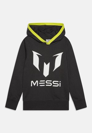 Schwarzer Kapuzenpullover mit einem leuchtend grünen Innenfutter. Auf der Vorderseite befindet sich ein auffälliges weißes Logo und der Text "MESSi". Hergestellt aus weichem Stoff.
