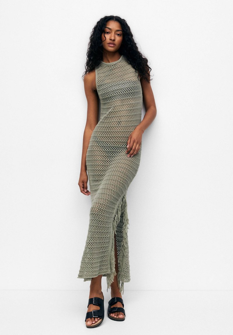 PULL&BEAR LONG OPEN WITH FRINGING Maxi dress khaki Zalando.de
