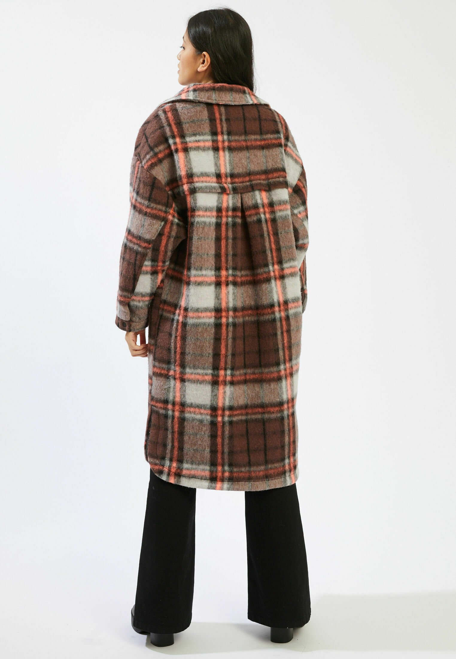 Abrigo largo de cuadros Beige Mujer | Abrigo Pimkie — Beansandcroydon
