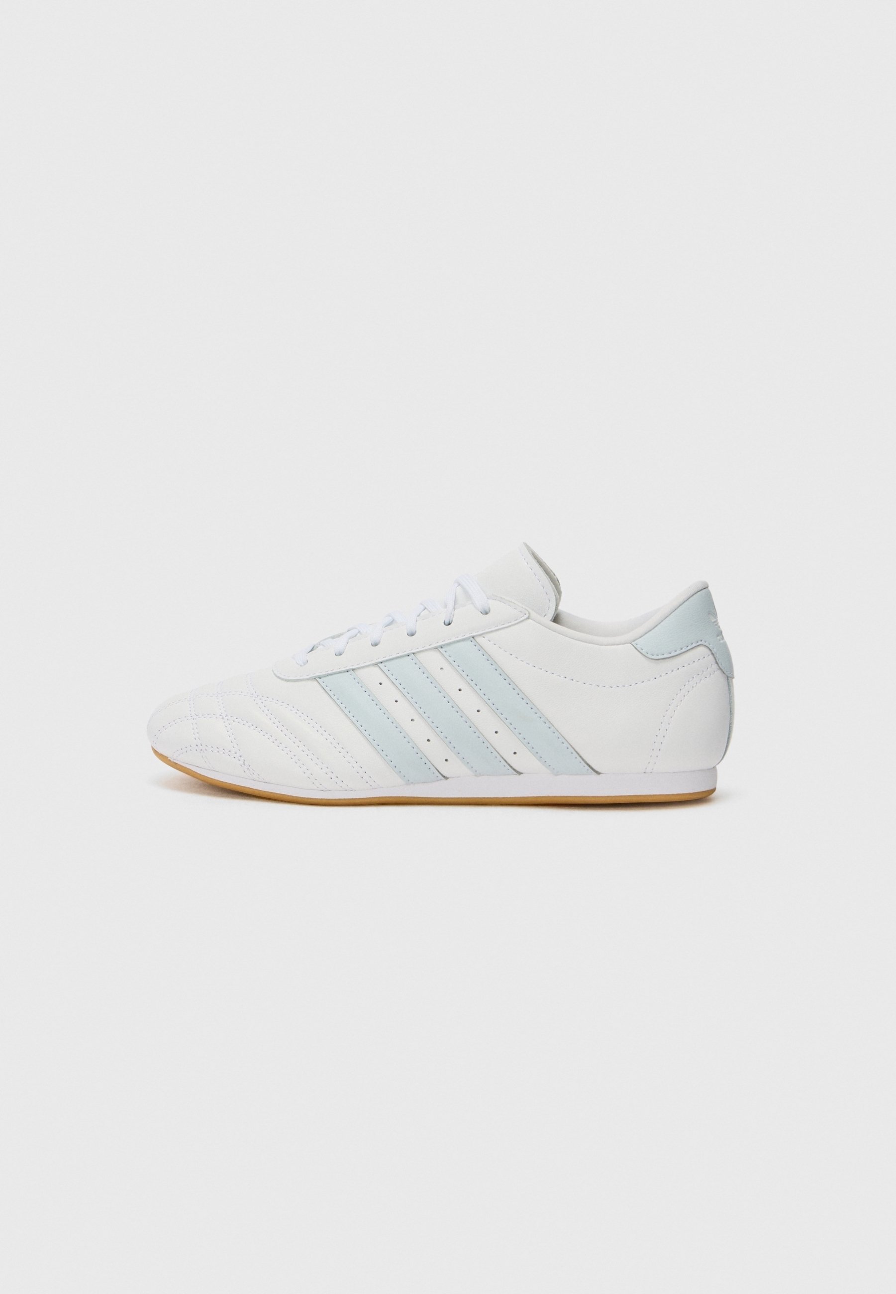 adidas gazelle silver green womens adidas Men's Originals Campus 00s, Wonder Cloud White Gum / 10