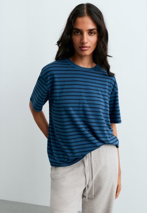 OYSHO, T-shirt imprimé - navy blue