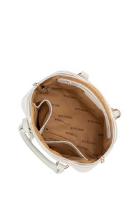 Witte leren handtas met een ritsluiting. Het interieur heeft een beige voering en meerdere vakken. Inclusief subtiele gouden hardwareaccenten.