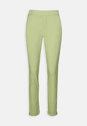 VMMAYA SOLID PANT - Pantalones - sage