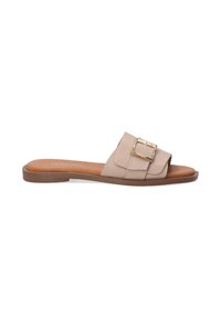 Beige slidesandaler med en bred rem og en guldspænde accent. Fremstillet af glat læder med en flad brun sål.
