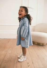 Next RUFFLE COLLAR - Denimové šaty - blue denim