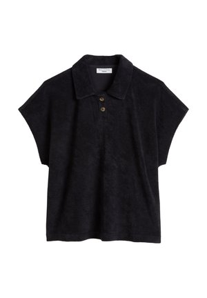 Schwarzes kurzärmeliges Poloshirt aus weichem, strukturiertem Stoff mit zwei braunen Knöpfen auf der vorderen Kragenleiste.