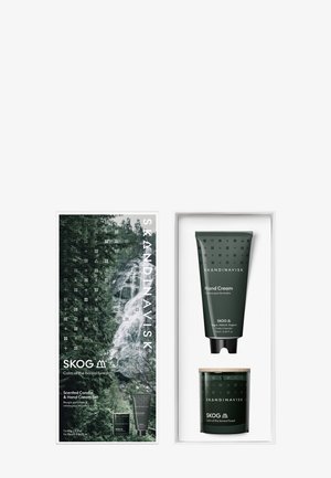 SKOG SCENTED CANDLE & HAND CREAM SET - Set pour le bain et le corps