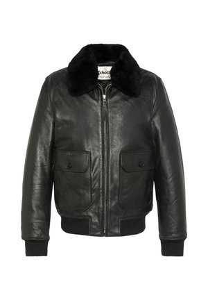 Chaqueta bomber de cuero negro con cuello de borrego, cierre de cremallera en el frente y dos bolsillos con botón. Los puños y la cintura acanalados añaden textura.