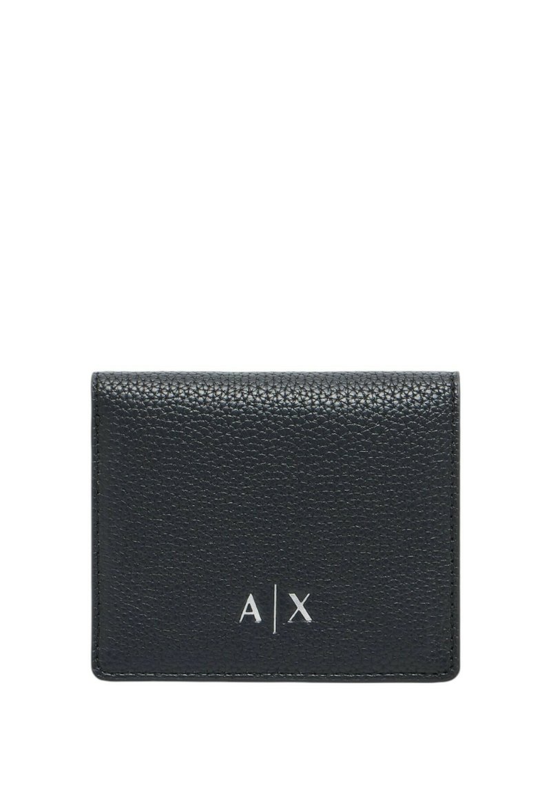Portafoglio in pelle nera strutturata con forma rettangolare. Presenta un design minimalista e un logo in rilievo "A X" in argento sul frontale.