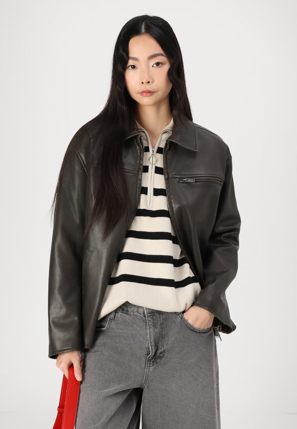 OVERSIZED DISTRESSED JACKET - Faux leather jacket4