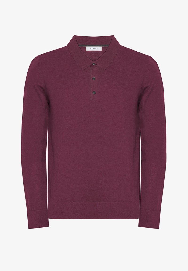Maglietta polo a maniche lunghe in bordeaux scuro, con scollo a collo, abbottonatura a tre bottoni e polsini a coste. Tessuto morbido in maglia.