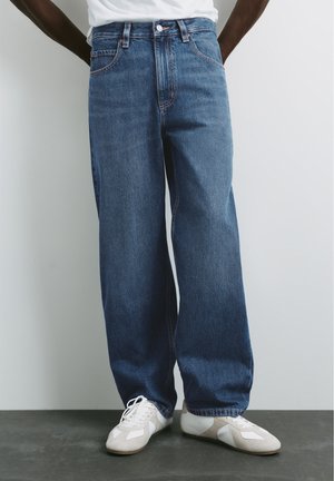 PULL&BEAR, BAGGY - JEANS - Jean baggy - dark-blue denim