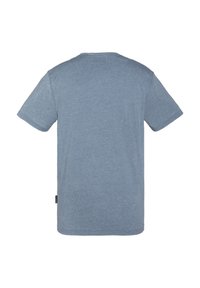T-shirt a maniche corte da uomo in azzurro chiaro, realizzato in tessuto morbido con colletto tondo, taglio dritto e un'etichetta sul lato sinistro.