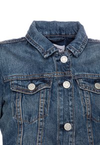 Jeansjacka i mörkblått med klassisk krage, två framfickor, silverknappar och kontrasterande bruna sömmar. Strukturerat tyg.