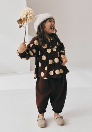 Next, REGULAR FIT - LONG SLEEVE BLOUSE AND BLOOMER TROUSERS SET - Trousers - brown cream
