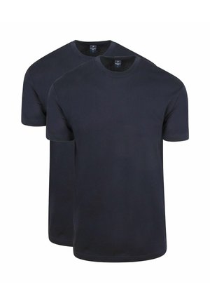 Twee effen donker marineblauwe T-shirts met korte mouwen en ronde hals, van voren getoond, overlappend tegen een witte achtergrond.