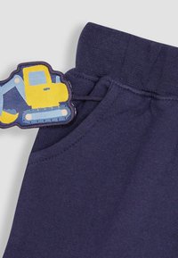JoJo Maman Bébé APPLIQUÉ SET - REGULAR FIT - Shorts - yellow digger