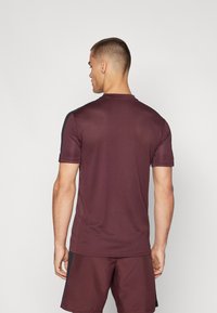 Nike Performance TOP  - Camiseta deportiva - burgundy crush/black/white