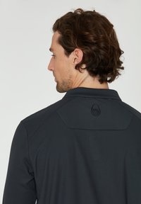 Sail Racing SPRAY TECHNICAL LS - Poloshirt - dk grey solid