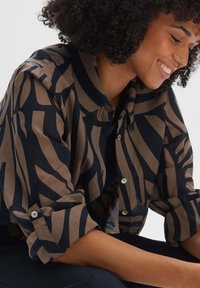 OPUS LANGARMBLUSE FUMINE - Camicia - coal blue