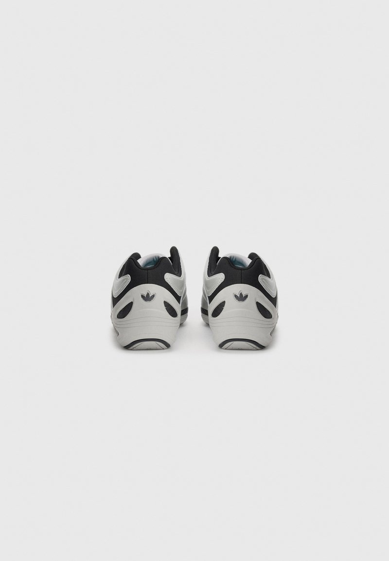adidas Originals ADIRACER GT MER - Trainers - matte silver-coloured/core  black/grey/silver-coloured - Zalando.ie