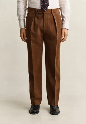 GANT YALE SUIT PANTS - Παντελόνι - mahogany brown