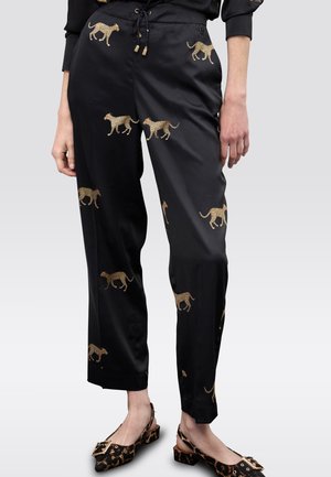 SLACKS - Pantalones - black