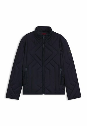 Dunkelblau gesteppte Jacke mit hohem Kragen, durchgehendem Reißverschluss, zwei seitlichen Reißverschluss-Taschen und einem subtilen geometrischen Stichmuster.