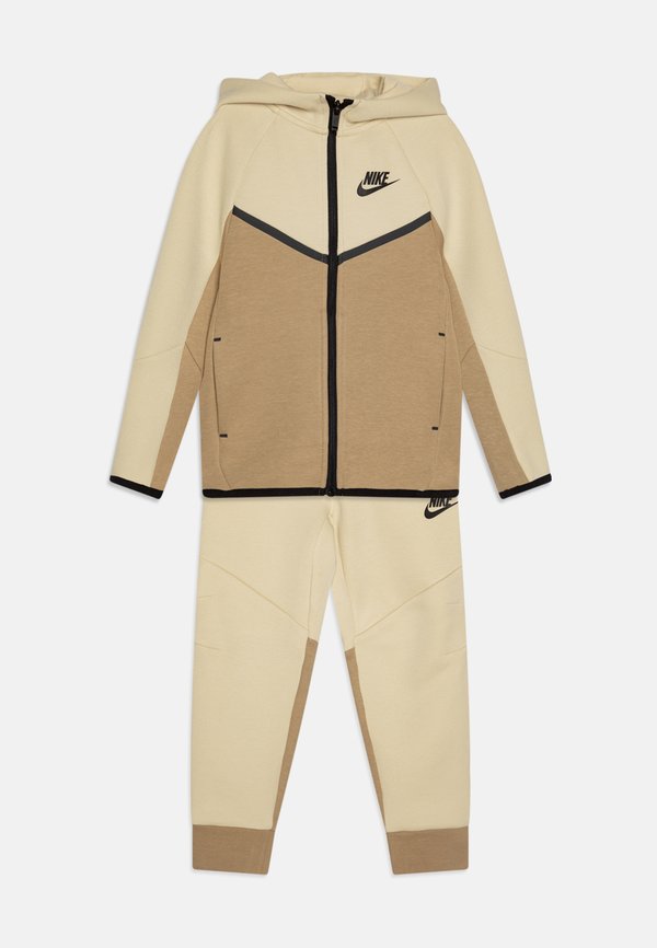 TECH UNISEX SET - Tracksuit - light khaki